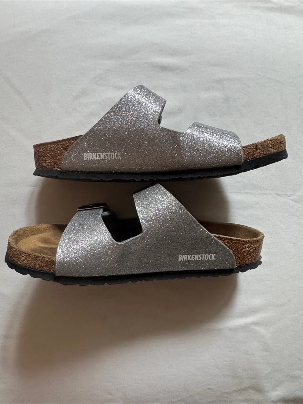 Birkenstock Girls Sparkle Silver Arizona Sandal, 32